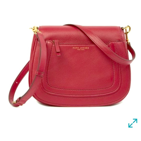 Marc Jacobs Handbags - Marc Jacobs Empire City Messenger Leather Bag